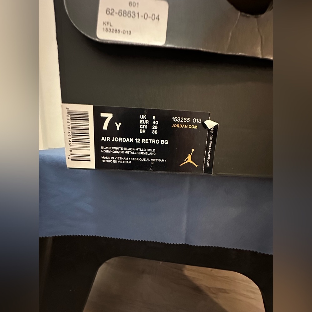Air Jordan 12 RETRO BG - Picture 8 of 8